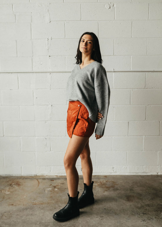 Load image into Gallery viewer, Ariella Pullover
